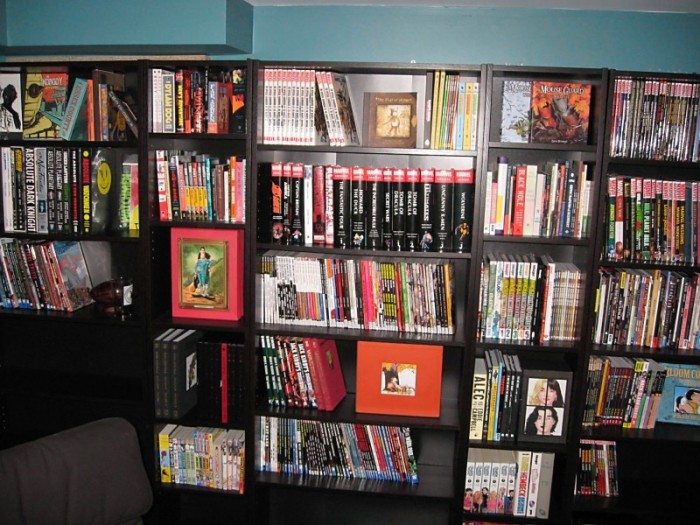 Wood Comic Room Picture 4
